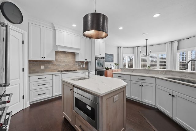 6049 W Foster Branch Drive, Pendleton, IN 46064