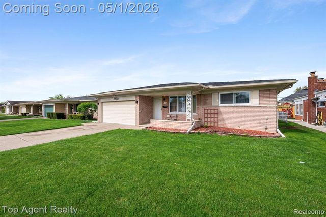 33437 Somerset Drive, Sterling Heights, MI 48312