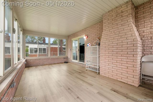 33437 Somerset Drive, Sterling Heights, MI 48312