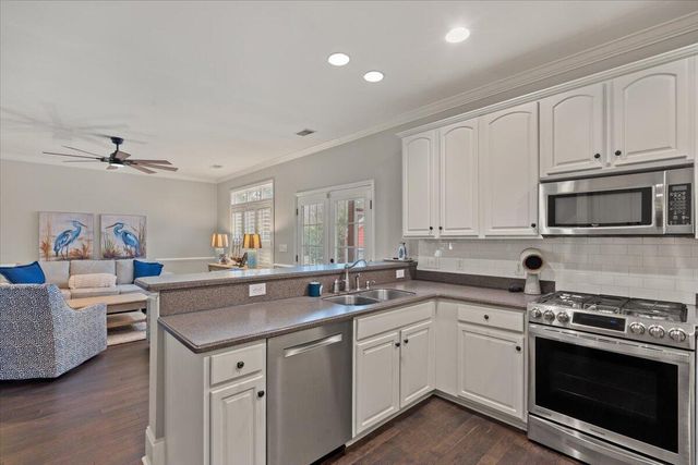 2274 Sandy Point Lane, Mount Pleasant, SC 29466