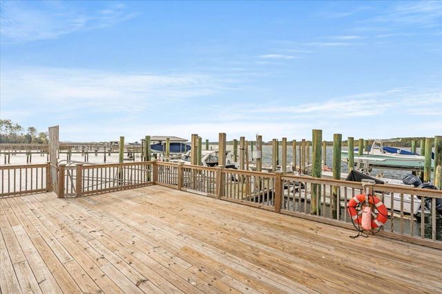 2274 Sandy Point Lane, Mount Pleasant, SC 29466