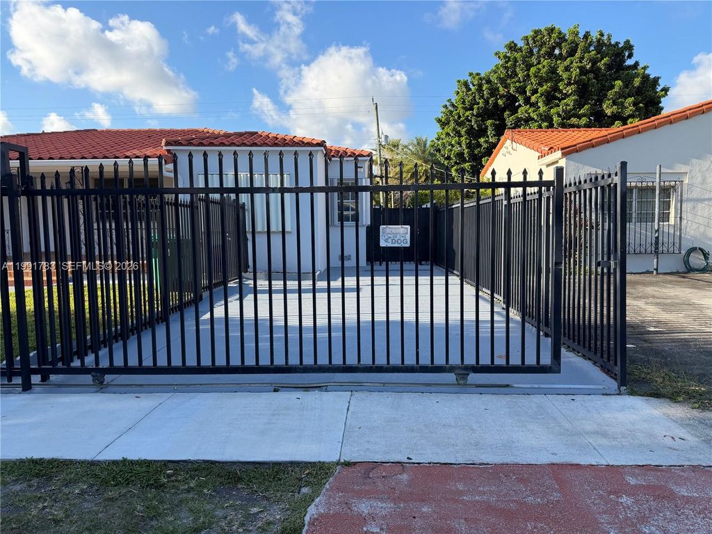 1765 SW 21st St 2, Miami, FL 33145