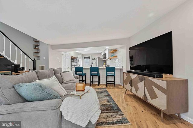 11927 REDTREE WAY, Reston, VA 20194