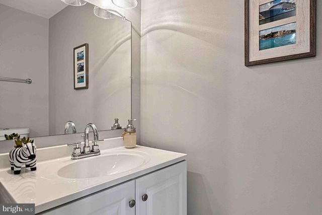 11927 REDTREE WAY, Reston, VA 20194