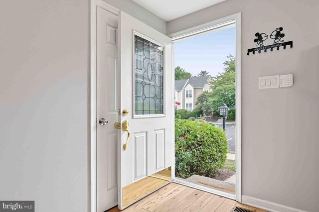 11927 REDTREE WAY, Reston, VA 20194