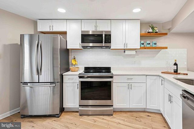 11927 REDTREE WAY, Reston, VA 20194