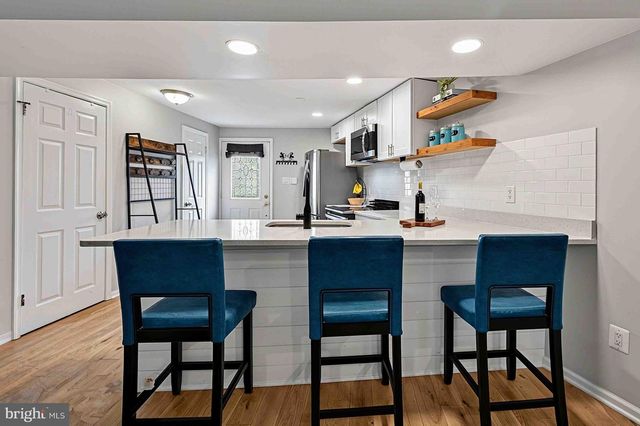11927 REDTREE WAY, Reston, VA 20194
