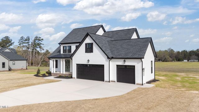 24 Lane Farms Way, Holly Springs, NC 27540