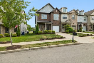 3148 Sassafras Ln, Thompsons Station, TN 37179