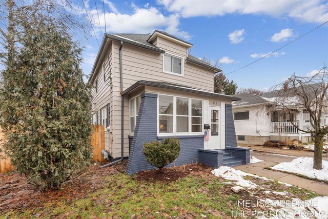 743 Garfield Avenue, Grand Rapids, MI 49504