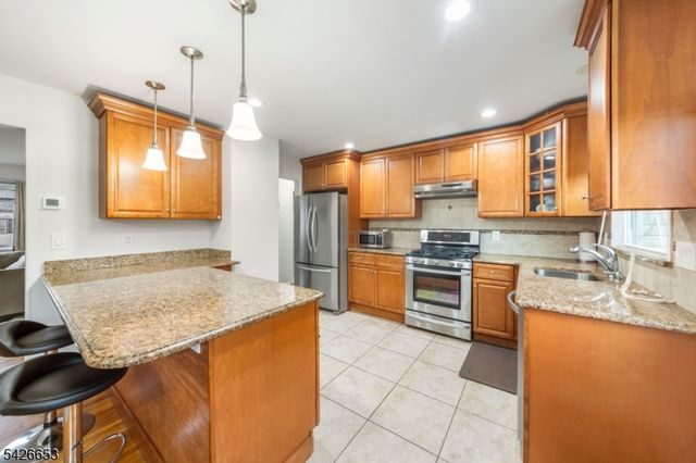 1341 Marcella Dr, Union Twp., NJ 07083
