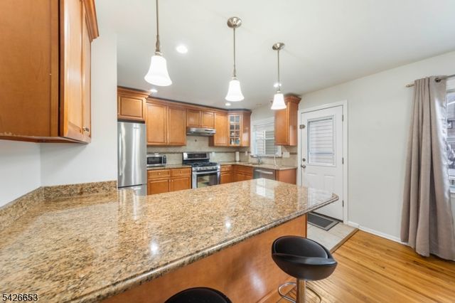 1341 Marcella Dr, Union Twp., NJ 07083