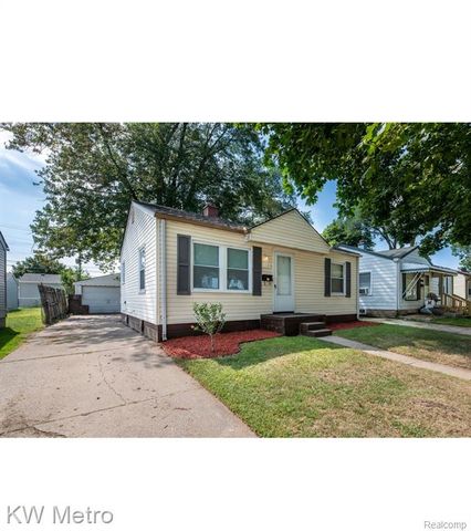 11330 Chalmers Avenue, Warren, MI 48089