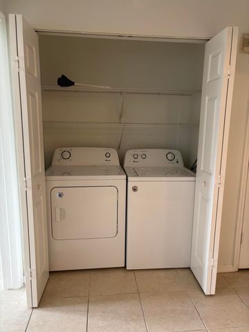 533 NE 3rd Avenue 204, Fort Lauderdale, FL 33301