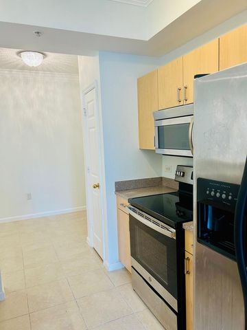 533 NE 3rd Avenue 204, Fort Lauderdale, FL 33301