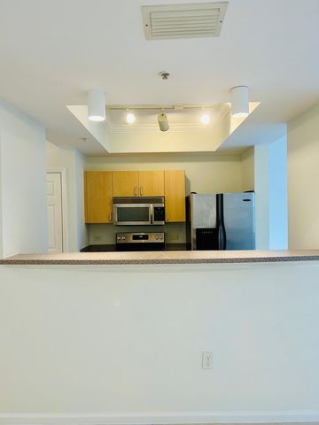 533 NE 3rd Avenue 204, Fort Lauderdale, FL 33301