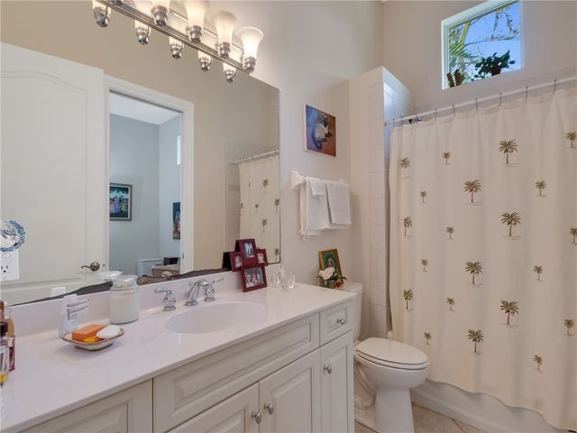 9065 Englewood Court, Vero Beach, FL 32963