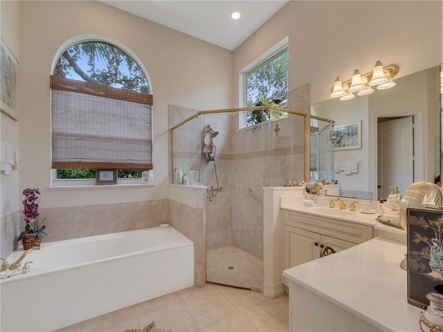 9065 Englewood Court, Vero Beach, FL 32963