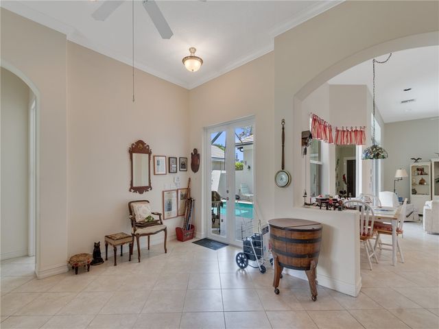 9065 Englewood Court, Vero Beach, FL 32963