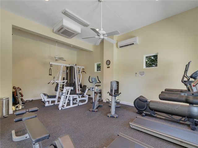 9065 Englewood Court, Vero Beach, FL 32963