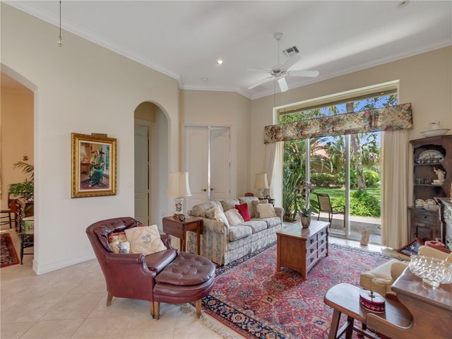 9065 Englewood Court, Vero Beach, FL 32963