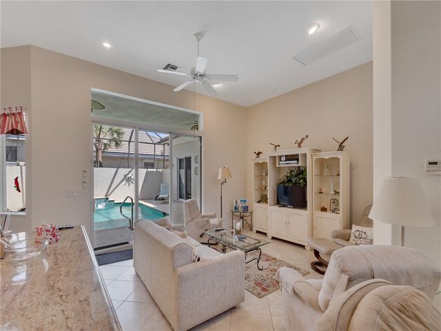 9065 Englewood Court, Vero Beach, FL 32963