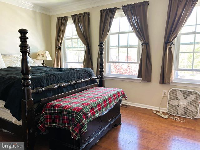 32 STEEPLECHASE CIR, Horsham, PA 19044