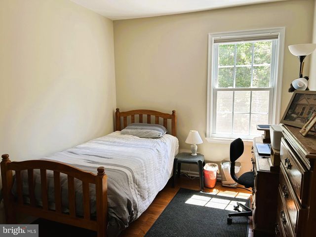 32 STEEPLECHASE CIR, Horsham, PA 19044