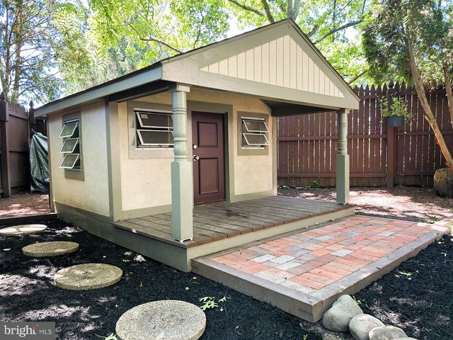 32 STEEPLECHASE CIR, Horsham, PA 19044