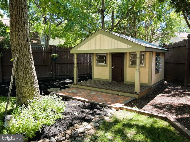 32 STEEPLECHASE CIR, Horsham, PA 19044