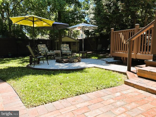 32 STEEPLECHASE CIR, Horsham, PA 19044