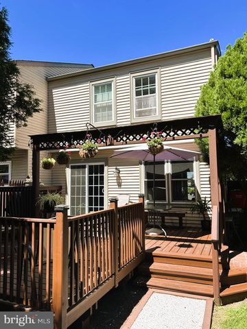 32 STEEPLECHASE CIR, Horsham, PA 19044