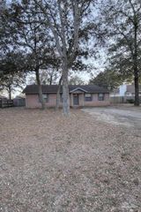 6023 Hamilton Bridge Rd, Milton, FL 32570