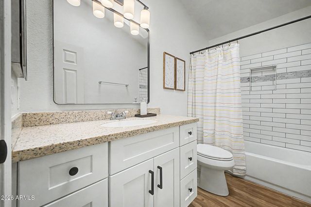 907 W BARBADOS Drive, Gilbert, AZ 85233