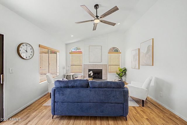 907 W BARBADOS Drive, Gilbert, AZ 85233