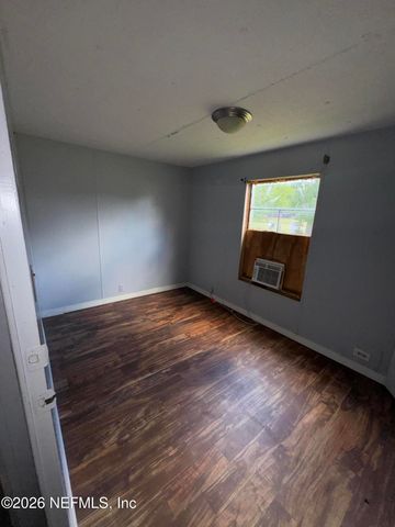 2024 CATHERINE Lane, Middleburg, FL 32068