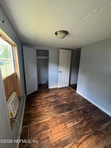 2024 CATHERINE Lane, Middleburg, FL 32068
