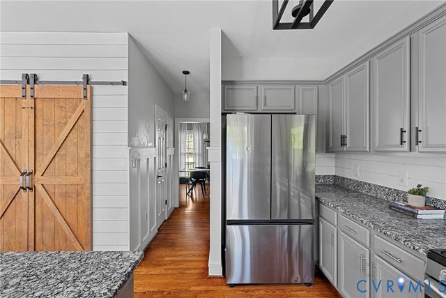 8919 Hollow Oak Dr, Midlothian, VA 23112