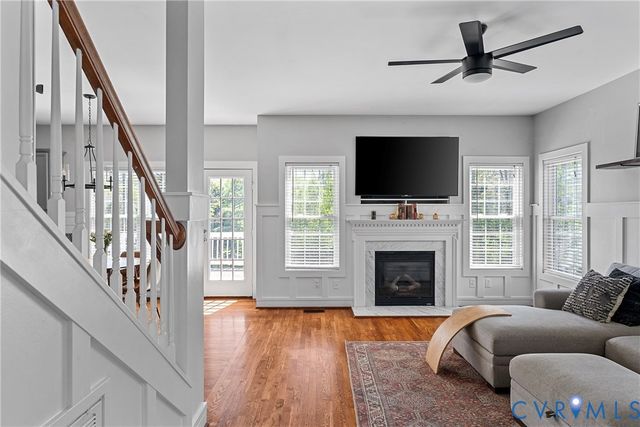 8919 Hollow Oak Dr, Midlothian, VA 23112