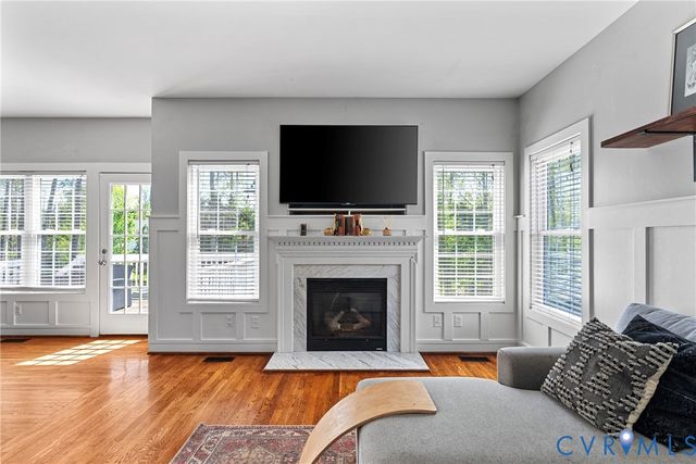 8919 Hollow Oak Dr, Midlothian, VA 23112