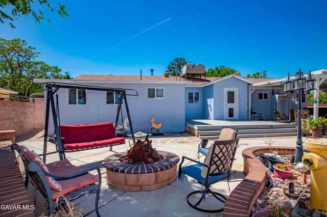 3111 W Avenue L 6, Lancaster, CA 93536