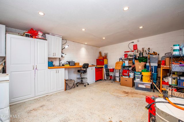 3111 W Avenue L 6, Lancaster, CA 93536