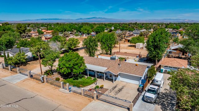 3111 W Avenue L 6, Lancaster, CA 93536