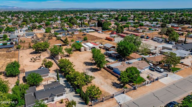 3111 W Avenue L 6, Lancaster, CA 93536