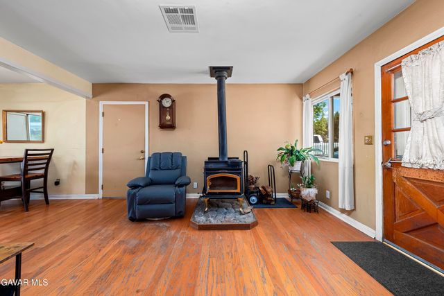 3111 W Avenue L 6, Lancaster, CA 93536