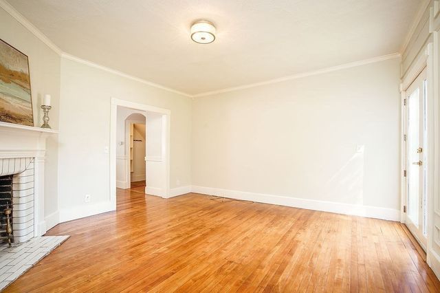 11 Holden Street, Worcester, MA 01605