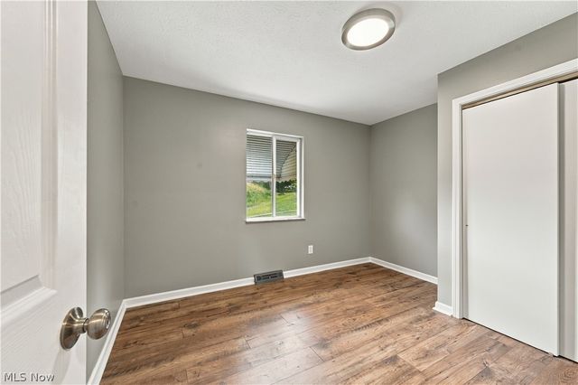 306 E State Street, Barberton, OH 44203