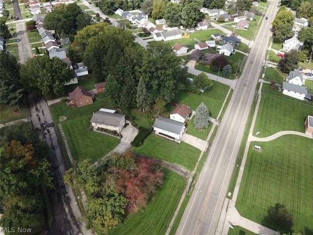 306 E State Street, Barberton, OH 44203