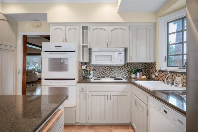 910 E 18th Ave, Spokane, WA 99203