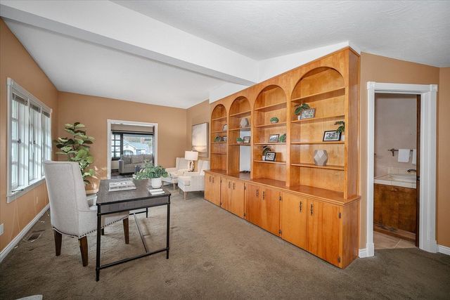 910 E 18th Ave, Spokane, WA 99203